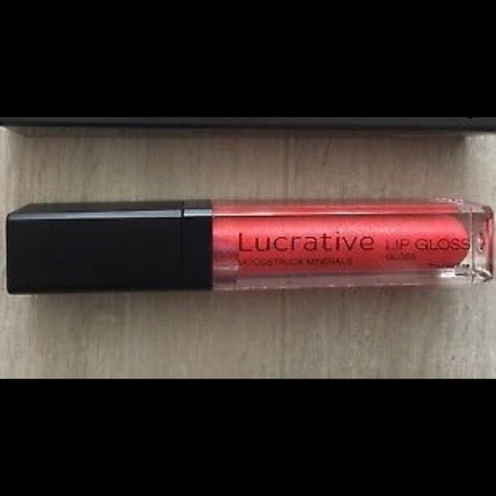Younique Lip Gloss